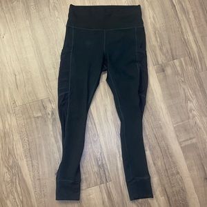 Cropped Fabletics leggings